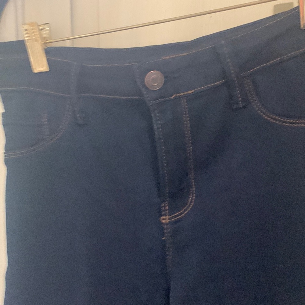 Super soft and stretchy skinny leg jean